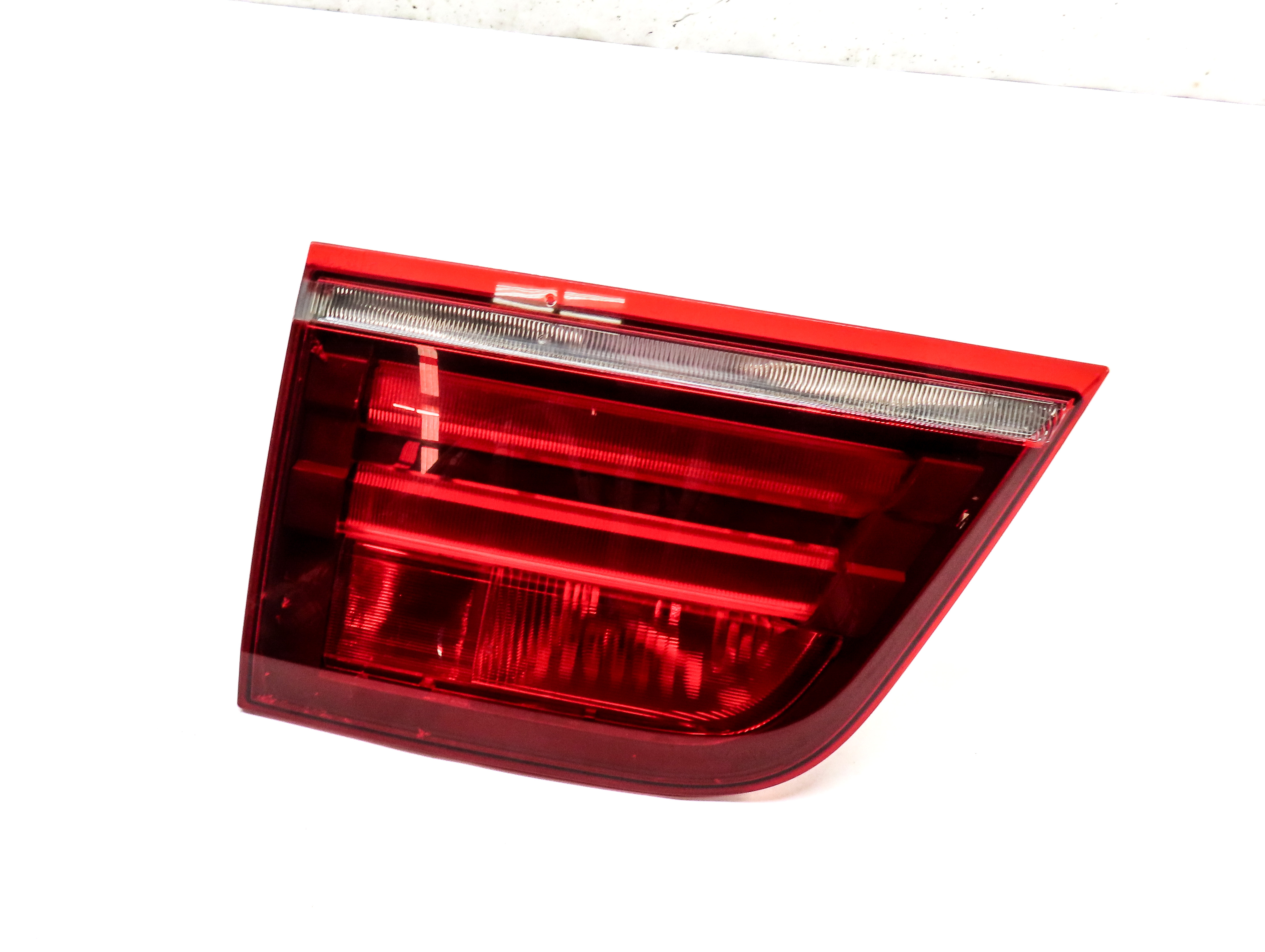 11-13 BMW X5 X5M (E70) LEFT DRIVER INNER TAILLIGHT LIGHT LAMP (INCANDESCENT) — exact item pictured